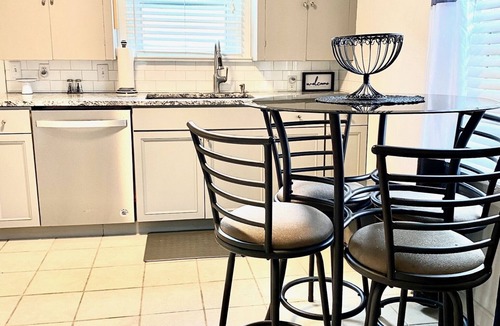 Broken Arrow House | Rose District Bungalow pet friendly