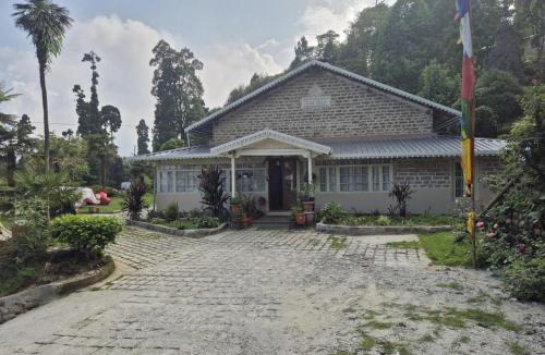 Tukdah Forest House | Rose Villa Colonial Heritage Bungalow, Takdah