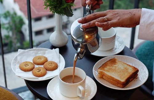 Bhimtal Hotel | Rosewood Retreat Bhimtal - Luxury Lake View Resort on Bhimtal Lake