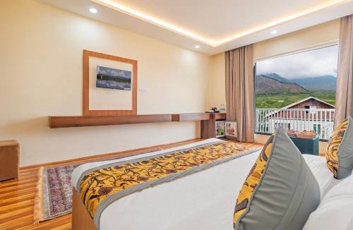 Pahalgam Hotel | Royal Cliff Resort Pahalgam