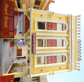Tambaram Bed & Breakfast | Royal Grand