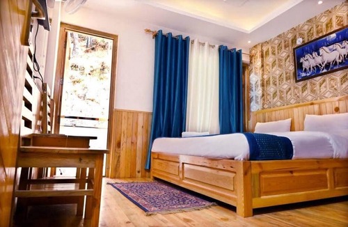 Almora Hotel | Royal Guest House