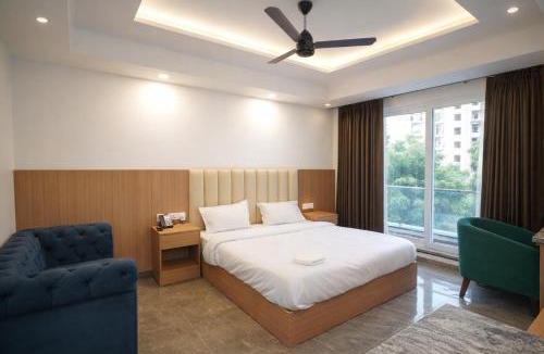 Greater Noida Hotel | Royal Raven Hotel & Banquet' Greater Noida Nearby India Expo Centre & Mart