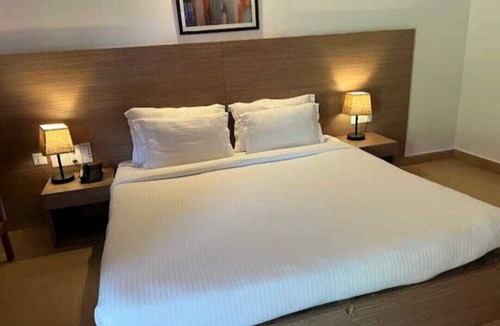 Siana Hotel | Royal Resort Siyana