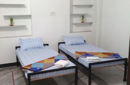 Udaipur House | Rudra home stay. " Visit" us as a guest and leave as family member