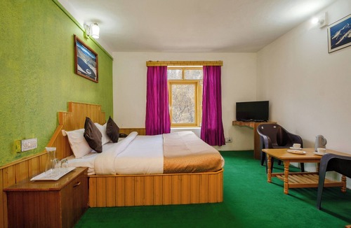 Aleo Hotel | Rudra Mountain Inn