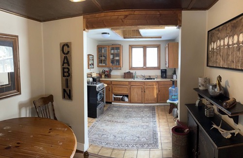 Evergreen House | Rustic and charming 2 bedroom retreat with a beautiful deck