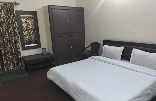 Ukhimath Resort | Saalak Lite Social Palace