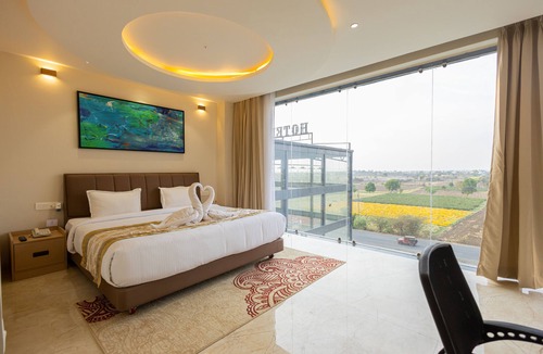 Rau Hotel | Saaz Hotel, Club & Convention Centre