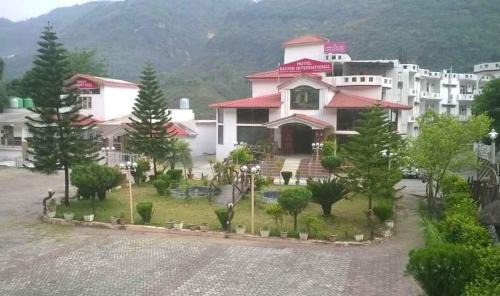 Shivanandi House | Sachin International