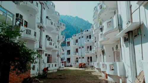 Shivanandi House | Sachin International