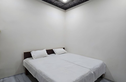 Vrindavan House | Sacred Spiritual Stay Near ISKCON & Prem Mandir Peaceful Homestay in Vrindavan