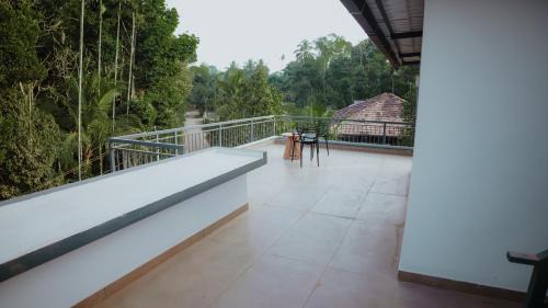 Mananthavady Resort | SafeStay Wayanad - 1BHK & 2BHK with Kitchen Facilities