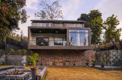 Dehradun Villa | SaffronStays Elysian