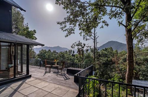 Bhimtal Villa | SaffronStays Junglee Murgi