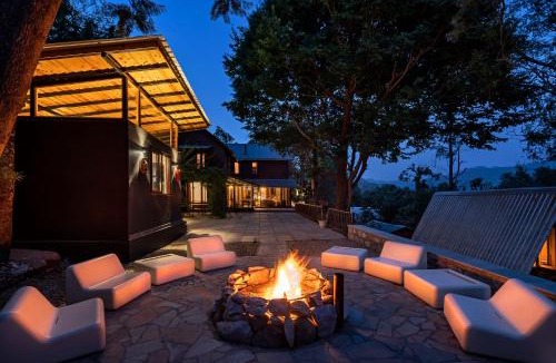 Bhimtal Villa | SaffronStays Junglee Murgi