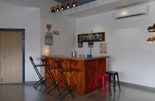 Wadgaon Villa | SaffronStays October House