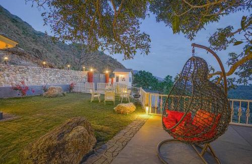 Bullawala Villa | SaffronStays Woodpeckers Perch Villa, Dehradun
