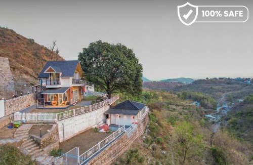 Bullawala Villa | SaffronStays Woodpeckers Perch Villa, Dehradun