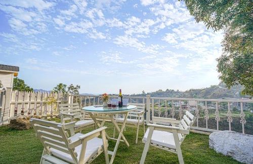 Bullawala Villa | SaffronStays Woodpeckers Perch Villa, Dehradun