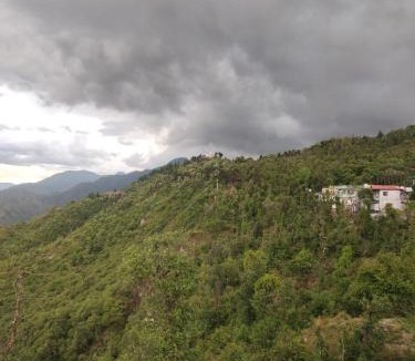 The Mall Road Hotel | Sai