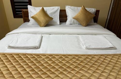 Tirupati Apartment | Sai Srinivasa Home Stay