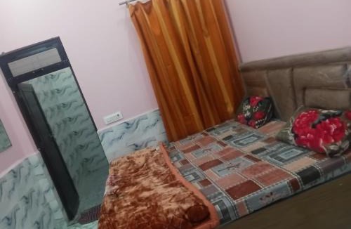 Mathura House | Sainik Home Stay