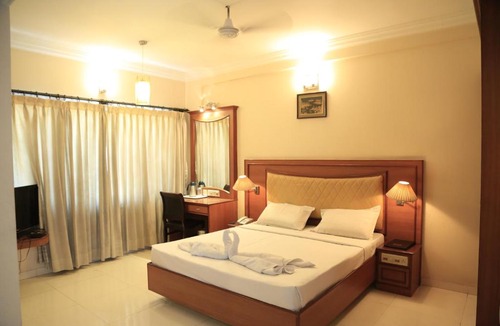 Salem Hotel | SALEM HOTEL DEVI TOWERS 5 RODS