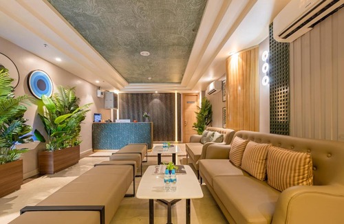 Noida Hotel | Saltstayz Premier - Noida Sector 15
