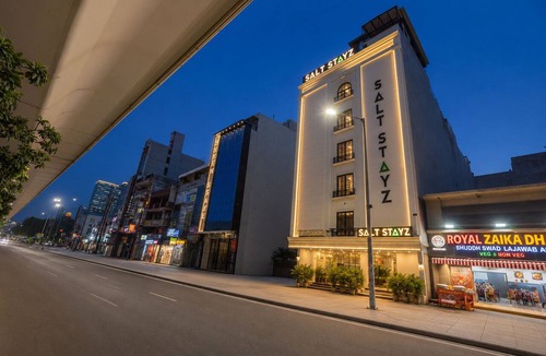 Noida Hotel | Saltstayz Premier- Sector 15 Noida