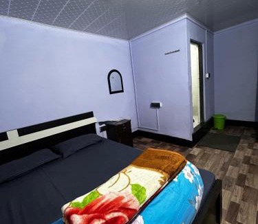 Mirik House | Sampang Hotel and Restaurant