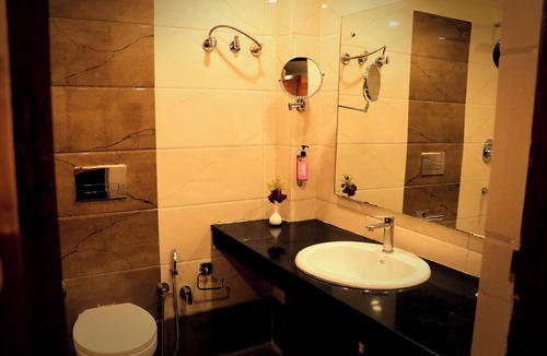 Baddi Hotel | Sapphire Hotel & Convenion Centre