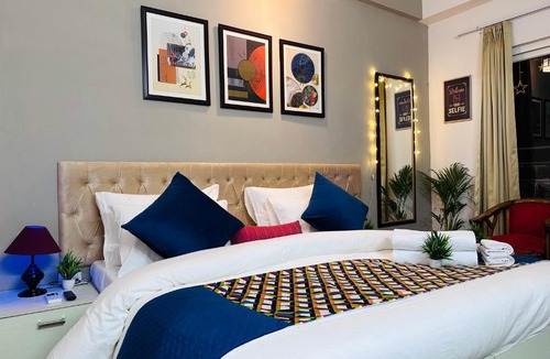 Greater Noida Apartment | Sapphire Skies By BuddiesHome
