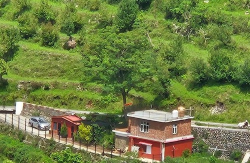 Jakh Bed & Breakfast | Sattva - The Retreat Home