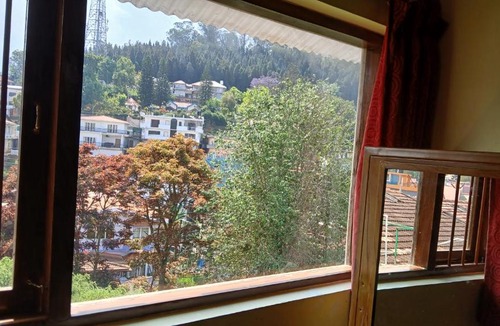 Attadi Hotel | Satya Anand Pure Veg and Non Alcoholic Cottage