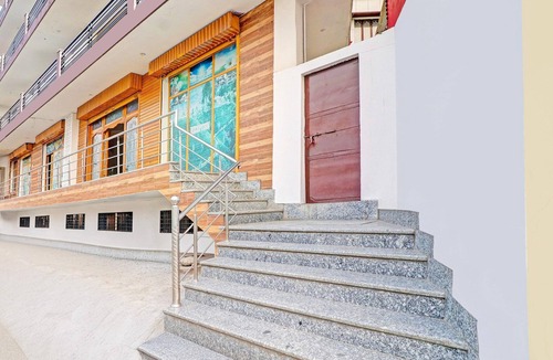 Dehradun House | Saver Single Sunshine Guest House