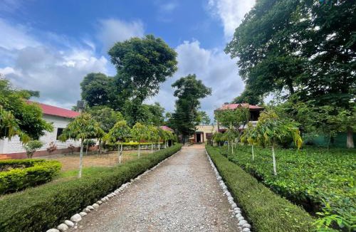 Lataguri Hotel | Say Resort Morning Glory