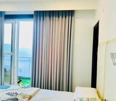 Shimla Apartment | Scenic Solitude 2bhk Mountain View Apartment by Roamhome