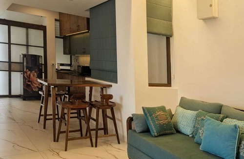 Kalapettai Apartment | Sea Breeze Villa- Azure, a 2-bedroom apartment with AC in charming Puducherry