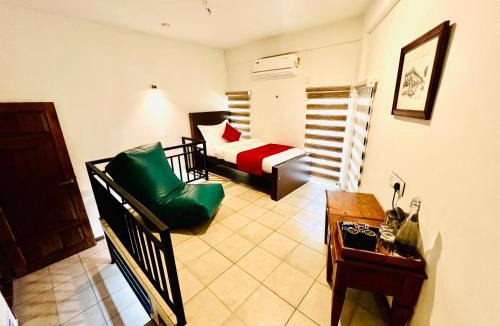 Fort Kochi Bed & Breakfast | SeaCoast Inn FortKochi