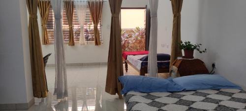 Mangalore House | Seagull - studio room -1km from sea-100mtr from NH66