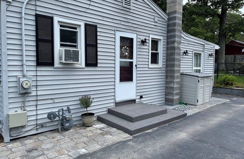 Buzzards Bay Cottage | SEAS THE DAY CAPE COD COTTAGE