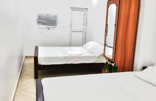 Arumuganeri Hotel | Sekar Inn