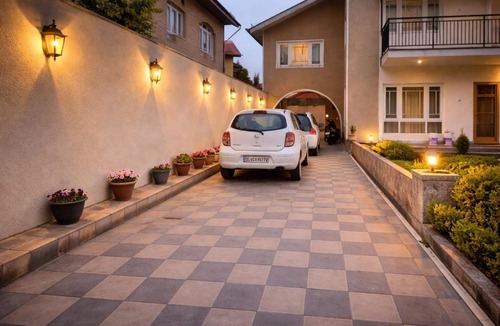 Srinagar House | Seravon Stay Paying Guest House