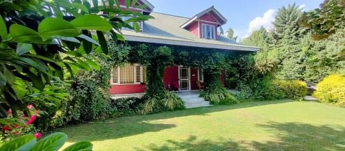 Gulmarg Villa | Serenade