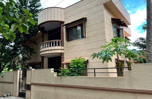 Bengaluru House | Serenity-Heaven 3 AC -bedroom luxurious villa in Byrathi- Gym-Barbecue, WiFi