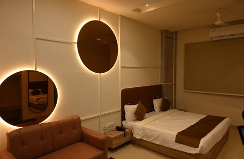 Lucknow Hotel | Sethi Grand Hotel