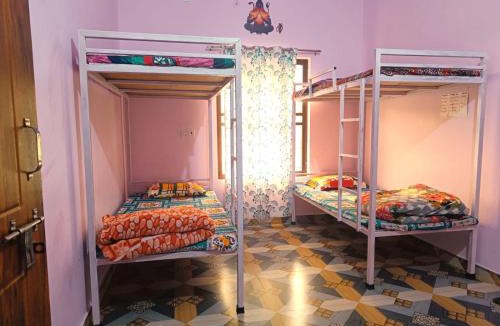 Haldwani Cabin | Shanti Rental And Dormitory