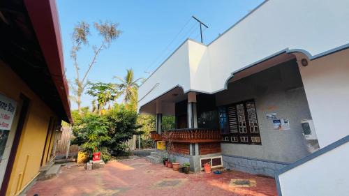 Malpe Bed & Breakfast | Shanty SeaView Stay