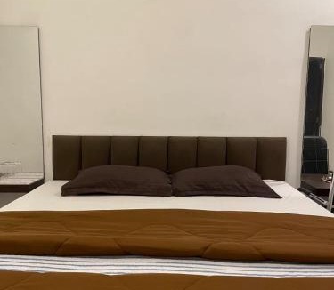 Deoghar Hotel | SHARDA PALACE Deoghar
